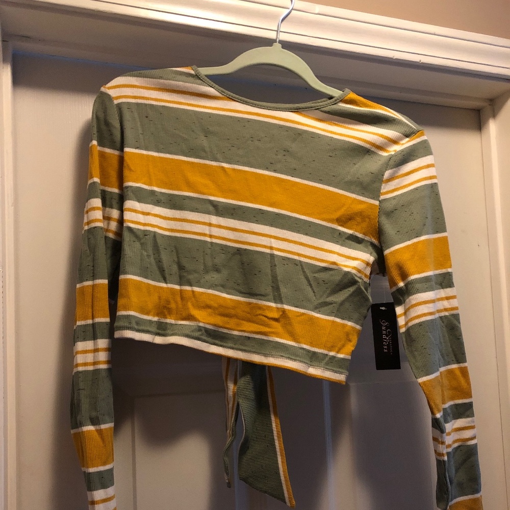Crop top